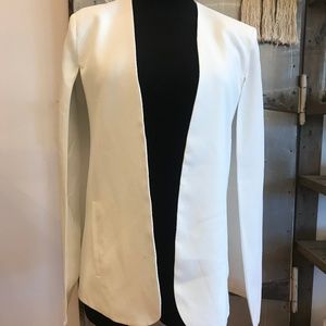 White Sculpted Vest